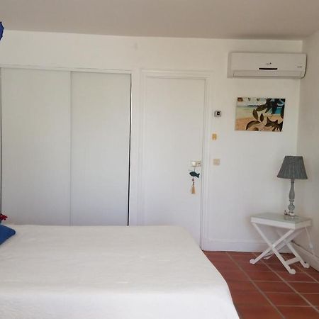 Appartement Rez-De-Chaussee De Villa A 1 Minute De La Plage 생프랑수아 외부 사진