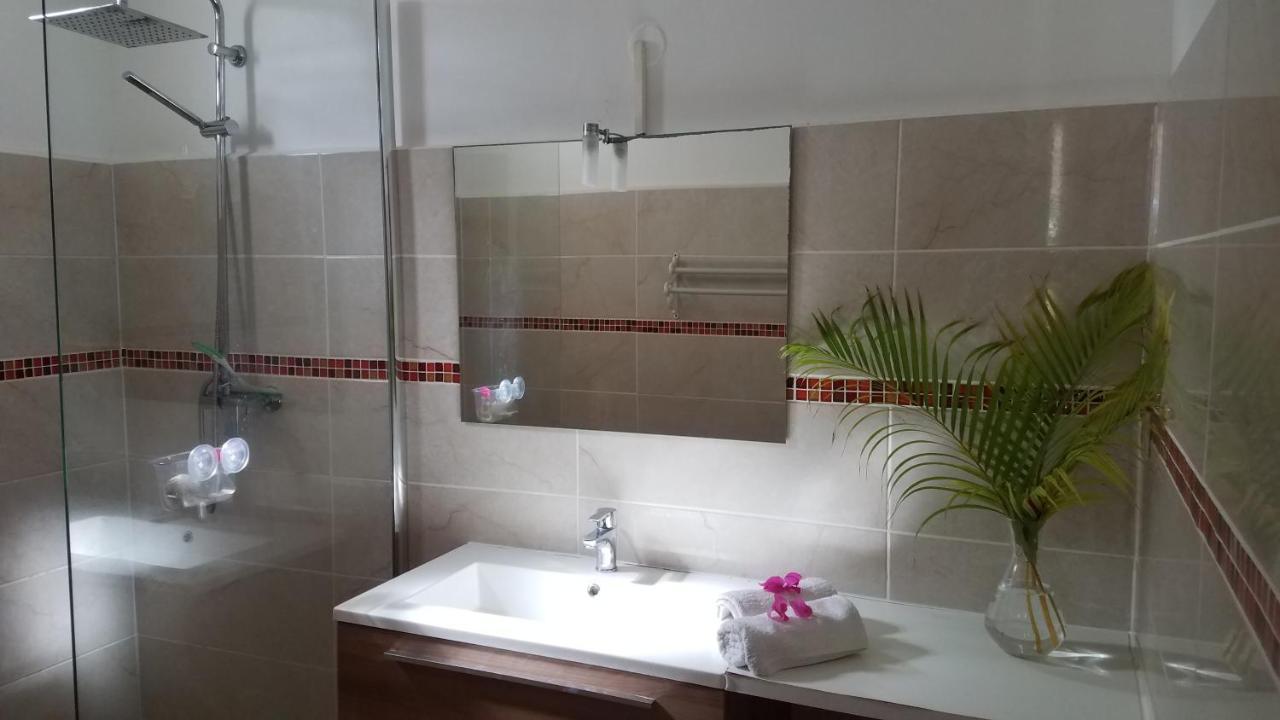 Appartement Rez-De-Chaussee De Villa A 1 Minute De La Plage 생프랑수아 외부 사진