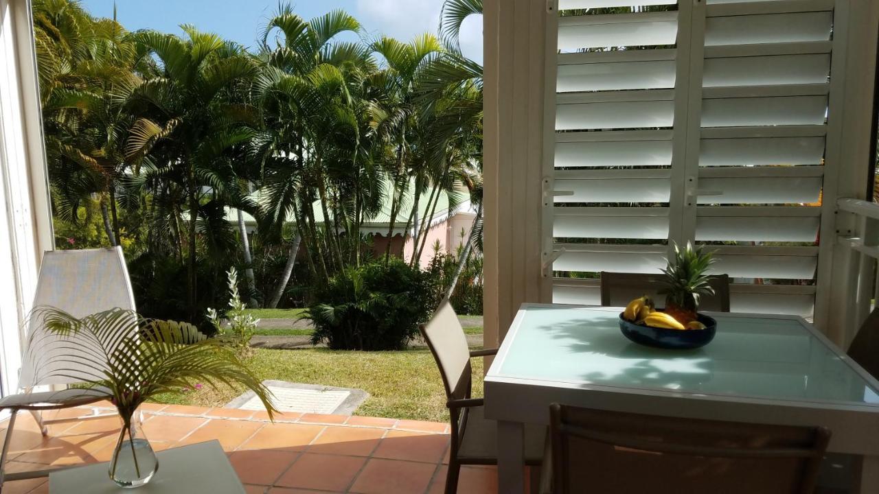 Appartement Rez-De-Chaussee De Villa A 1 Minute De La Plage 생프랑수아 외부 사진