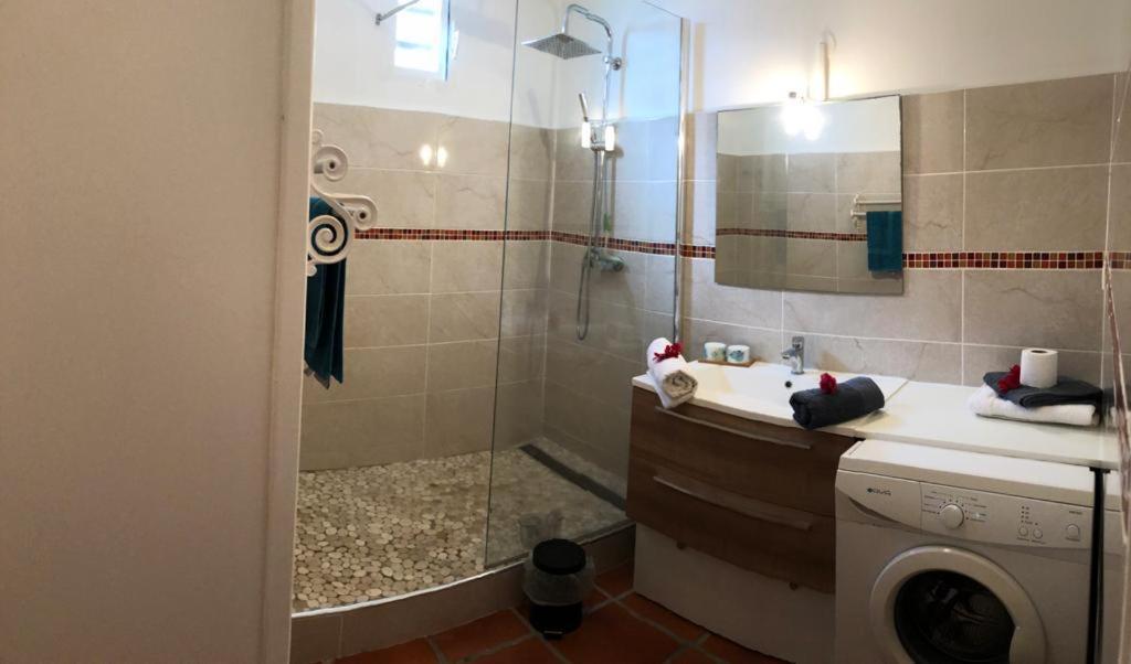Appartement Rez-De-Chaussee De Villa A 1 Minute De La Plage 생프랑수아 외부 사진