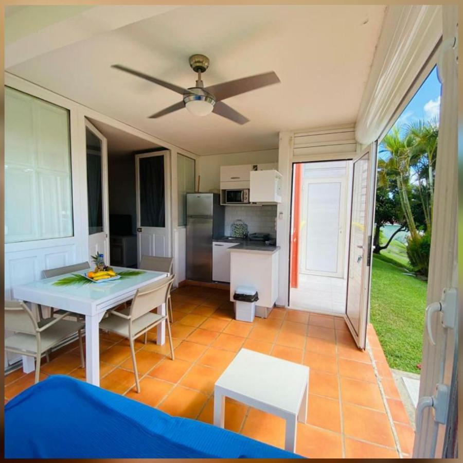 Appartement Rez-De-Chaussee De Villa A 1 Minute De La Plage 생프랑수아 외부 사진